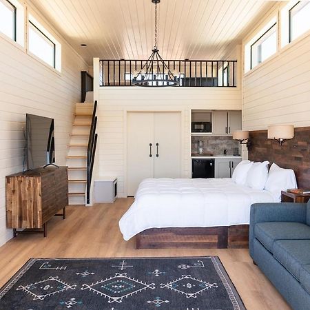 Village Camp Flagstaff Bellemont Экстерьер фото